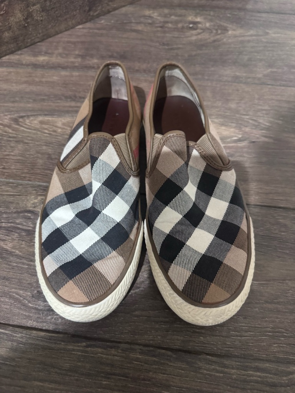 Burberry Slip On Sneakers - Picture 1 of 11